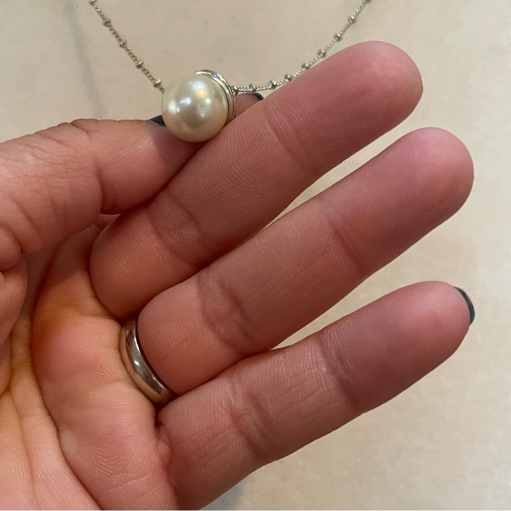 Vintage Pearl Drop Pendant on Delicate Silver Tone Chain Necklace - Picture 4 of 7